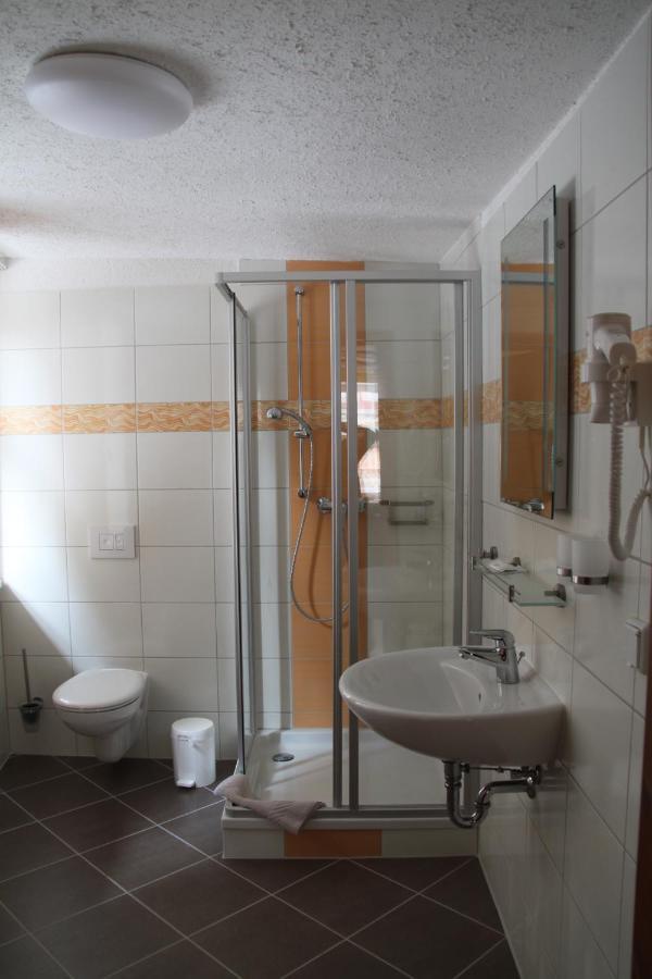 Hotel Zum Kanzler Stolberg  Bagian luar foto