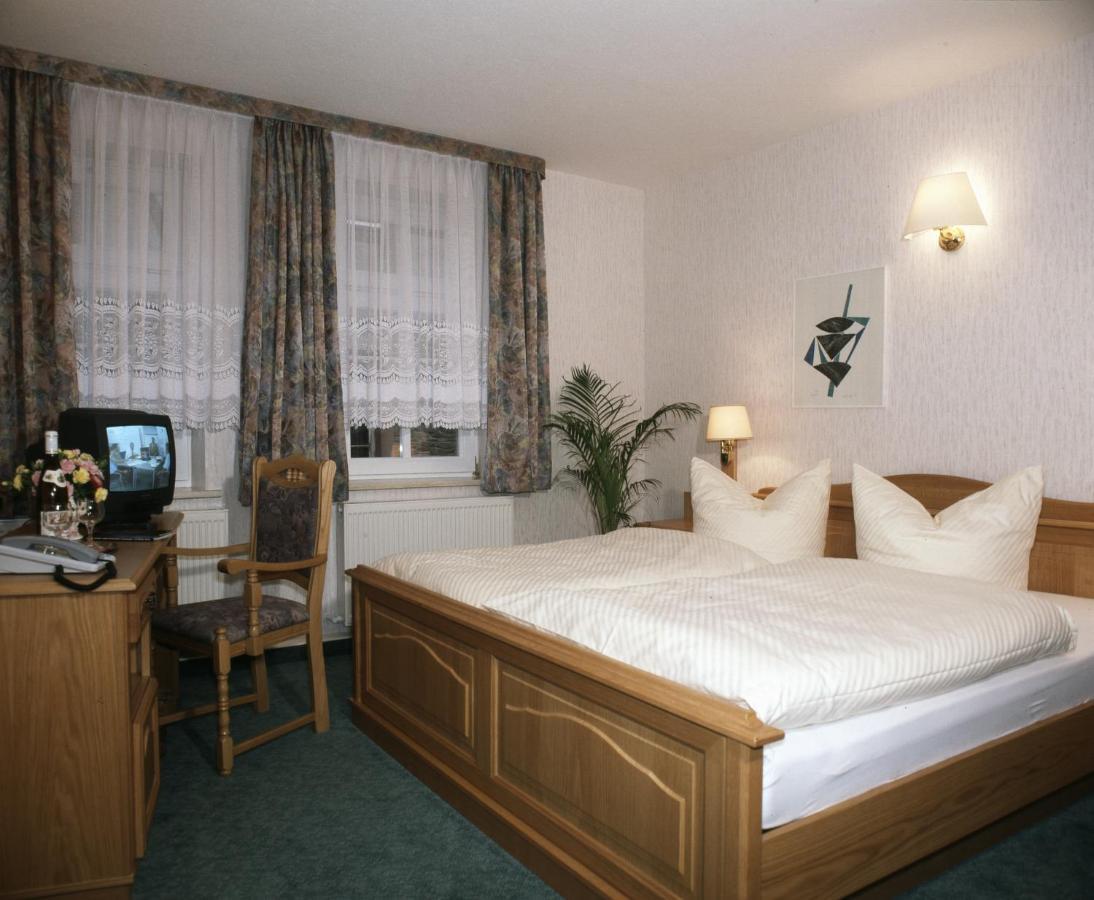 Hotel Zum Kanzler Stolberg  Bagian luar foto